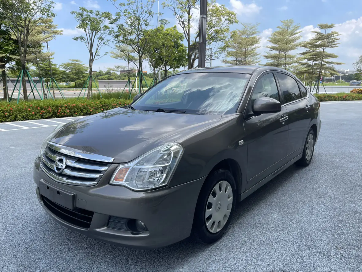 Nissan Sylphy III (B17)