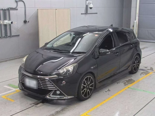 Toyota Aqua Лот № 36377 2016