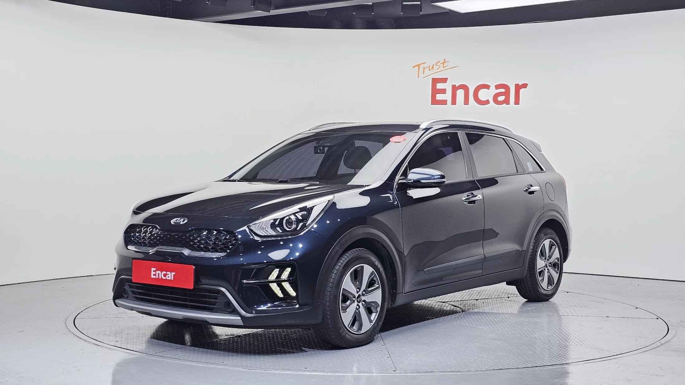 Kia Niro 1.6 Hev Luxury, Гибрид 2019