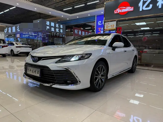 Toyota Camry VIII (XV70) Рестайлинг
