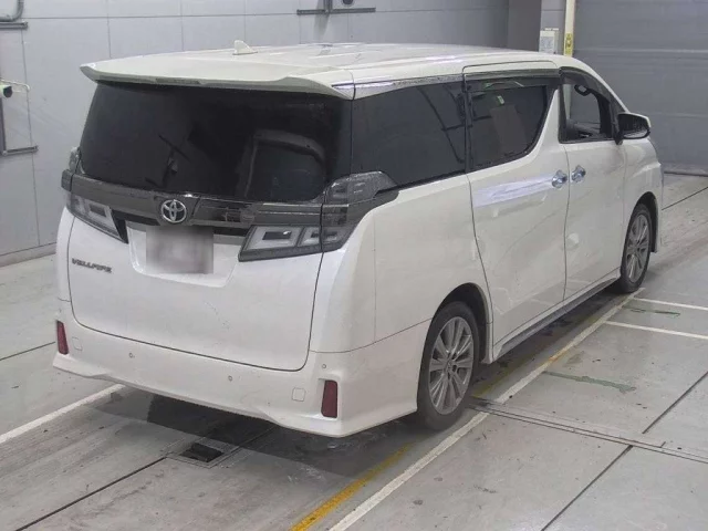 Toyota Vellfire II Рестайлинг