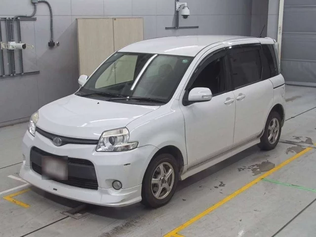 Toyota Sienta I Рестайлинг 2