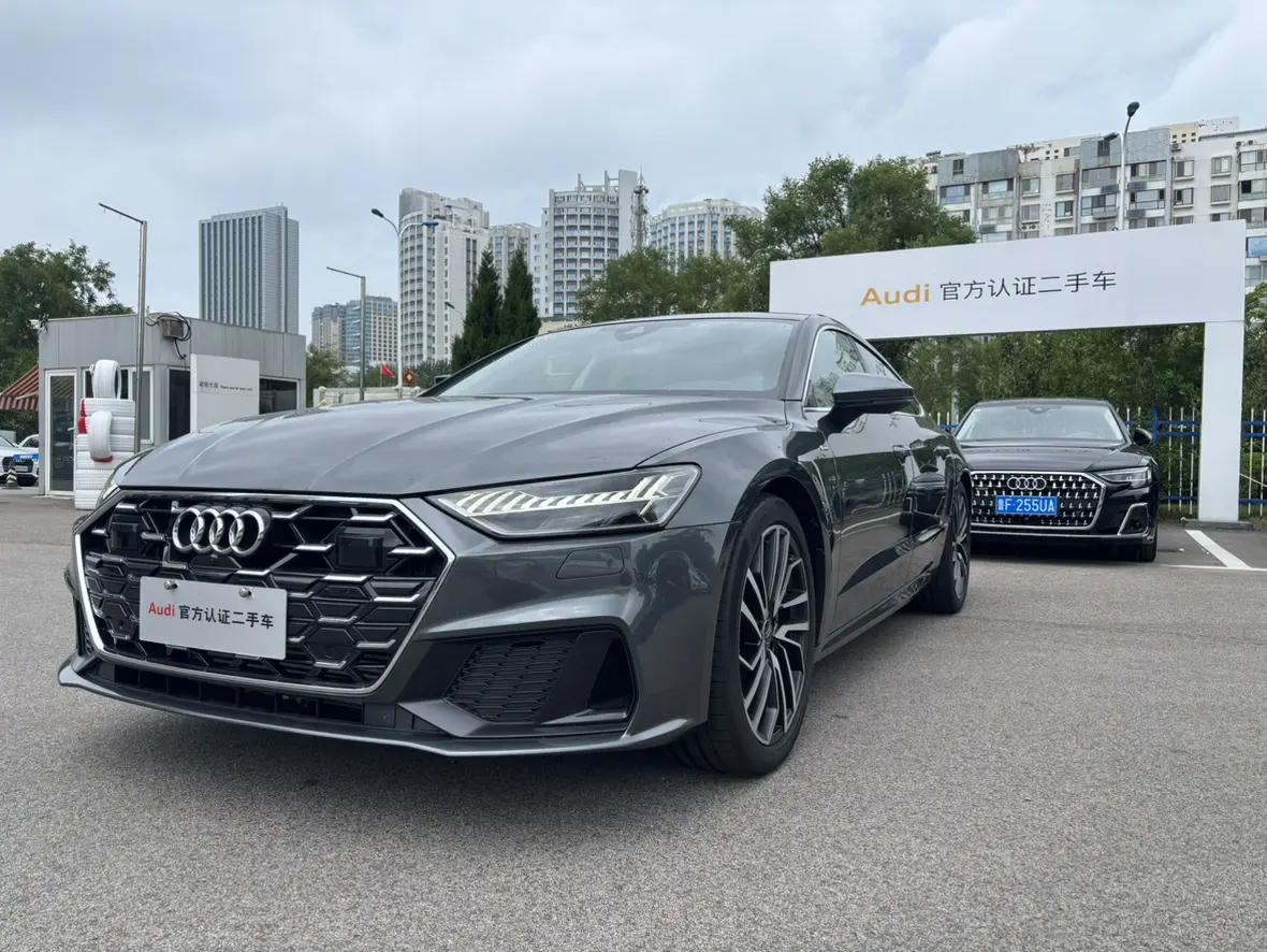 Audi A7 II (4K)
