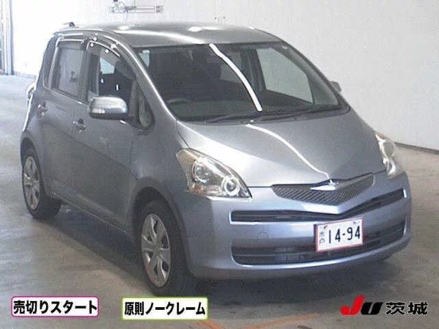 Toyota Ractis I