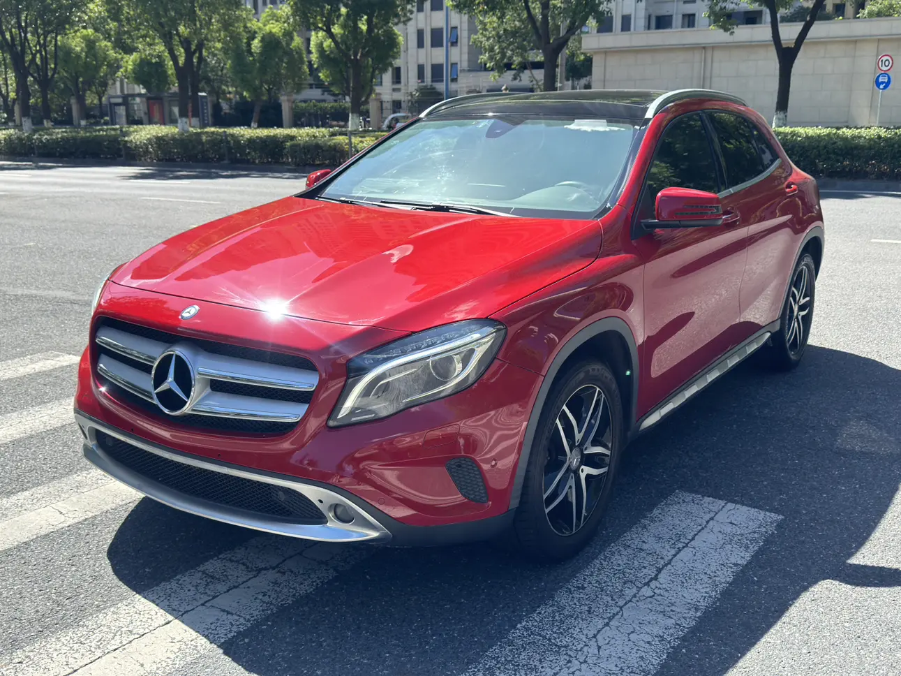 Mercedes-Benz GLA I (X156)