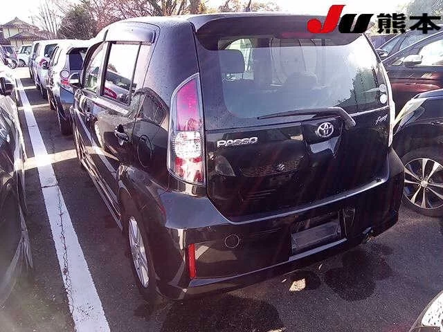 Toyota Passo I (C10)