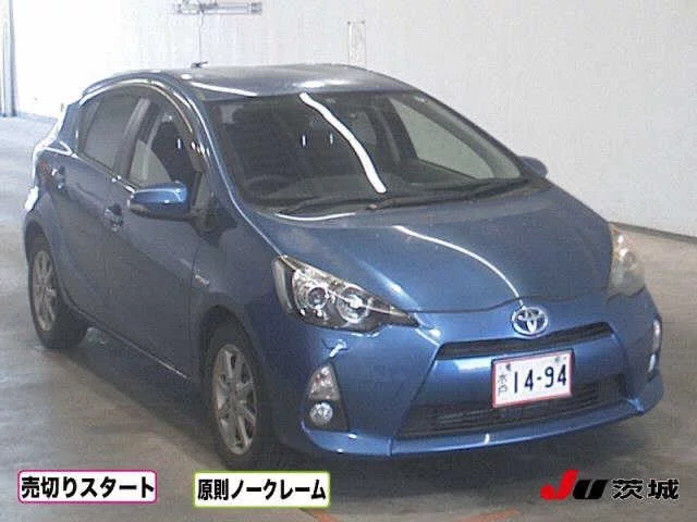 Toyota Aqua I