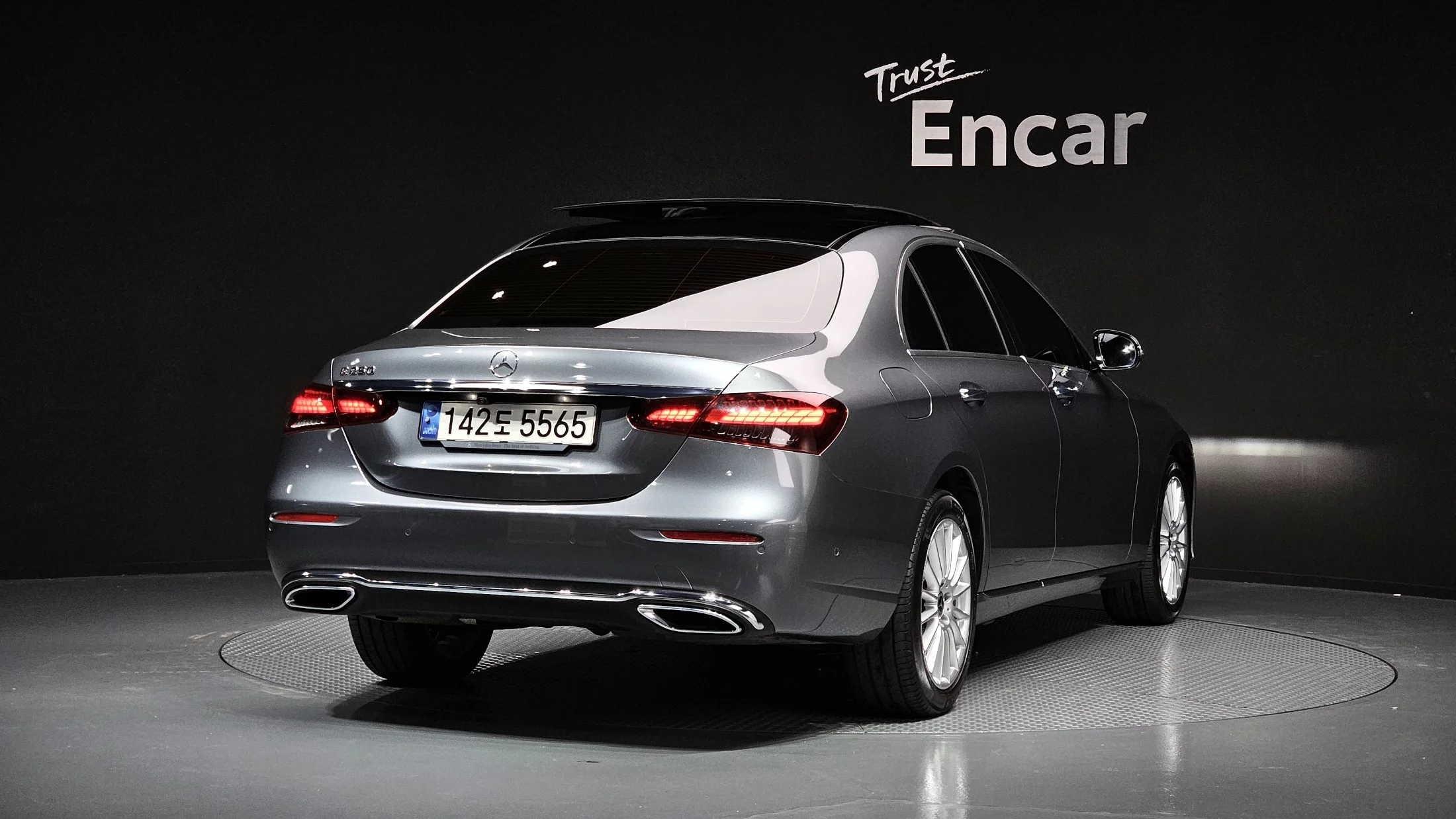 Mercedes-Benz E-Класс 2021