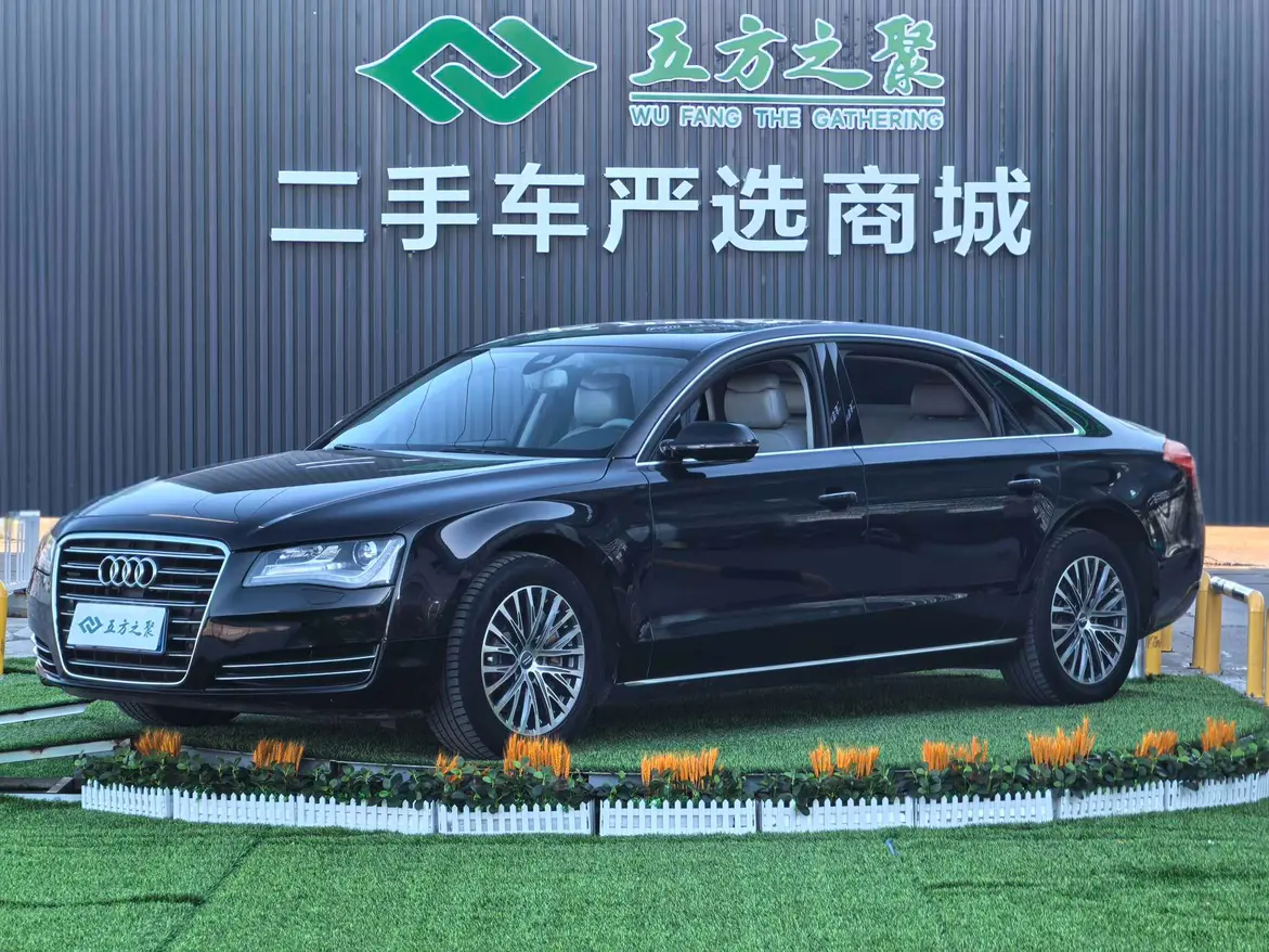 Audi A8 III (D4)