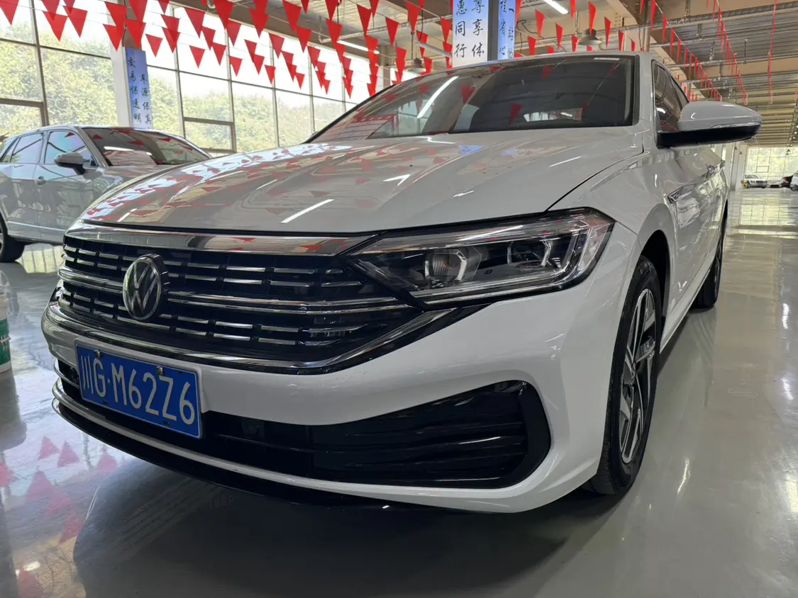 Volkswagen Sagitar III Рестайлинг