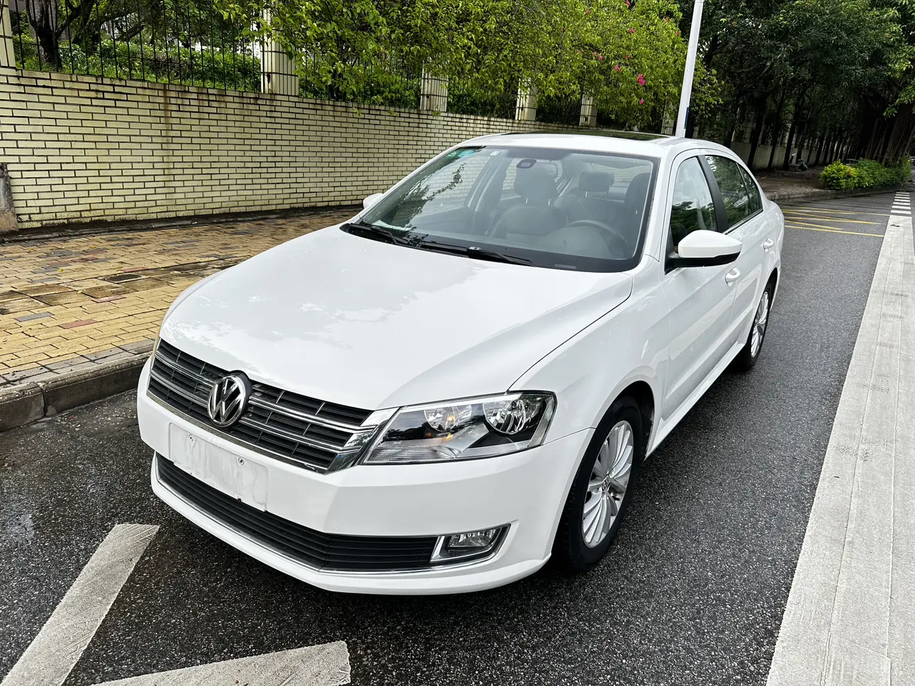 Volkswagen Lavida I