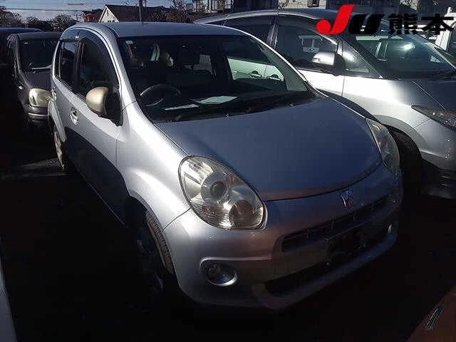 Toyota Passo I (C10)