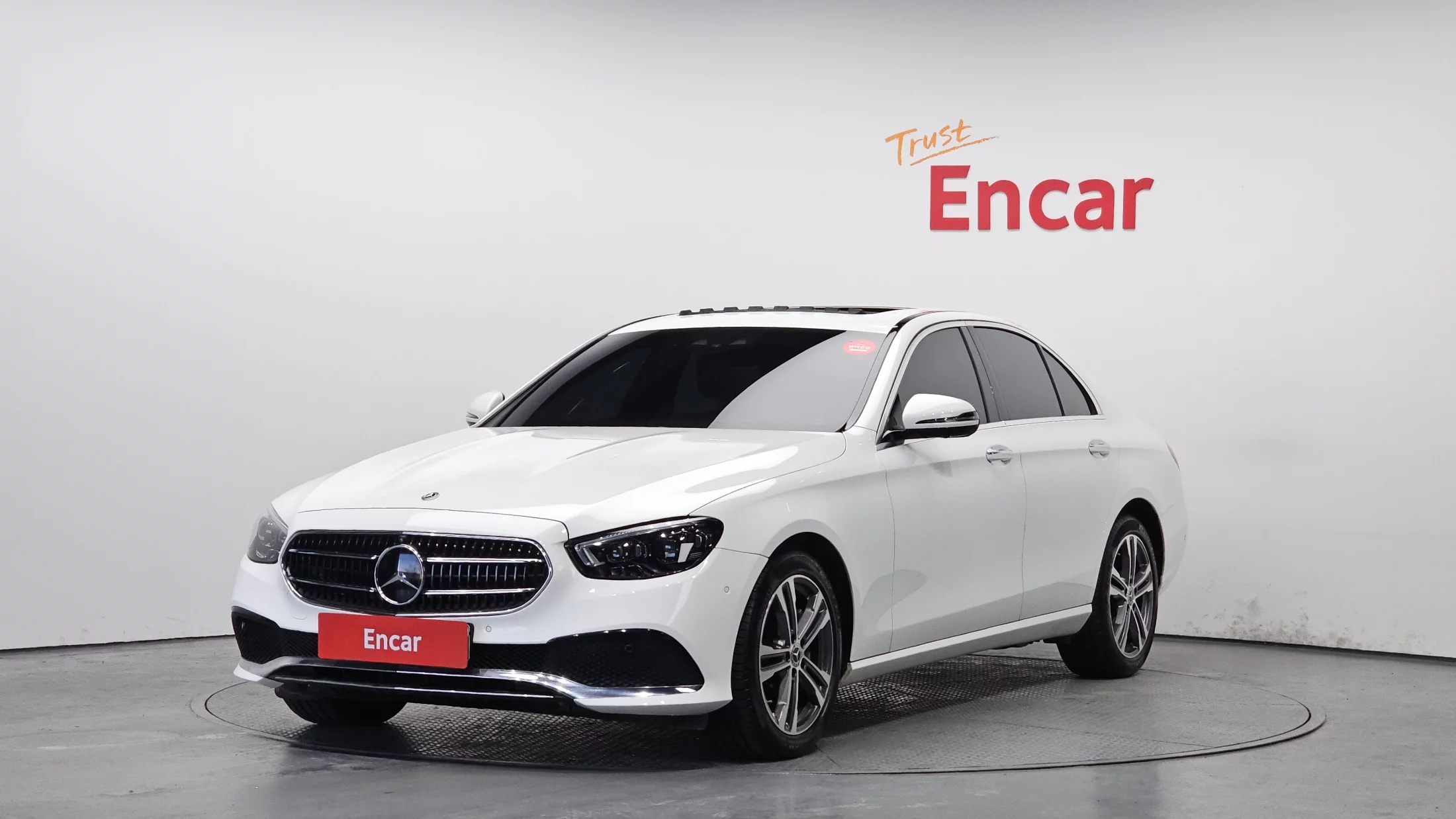 Mercedes-Benz E-Класс 2022