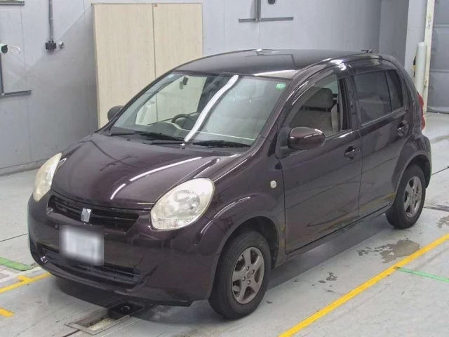 Toyota Passo II (C30)