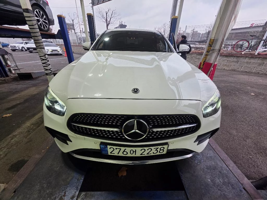 Mercedes-Benz E-Class E220D 4Matic Amg Line E220d 4MATIC AMG Line 2021