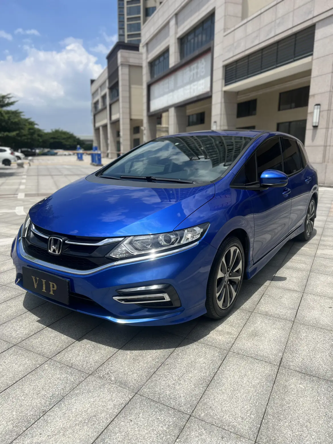Honda e