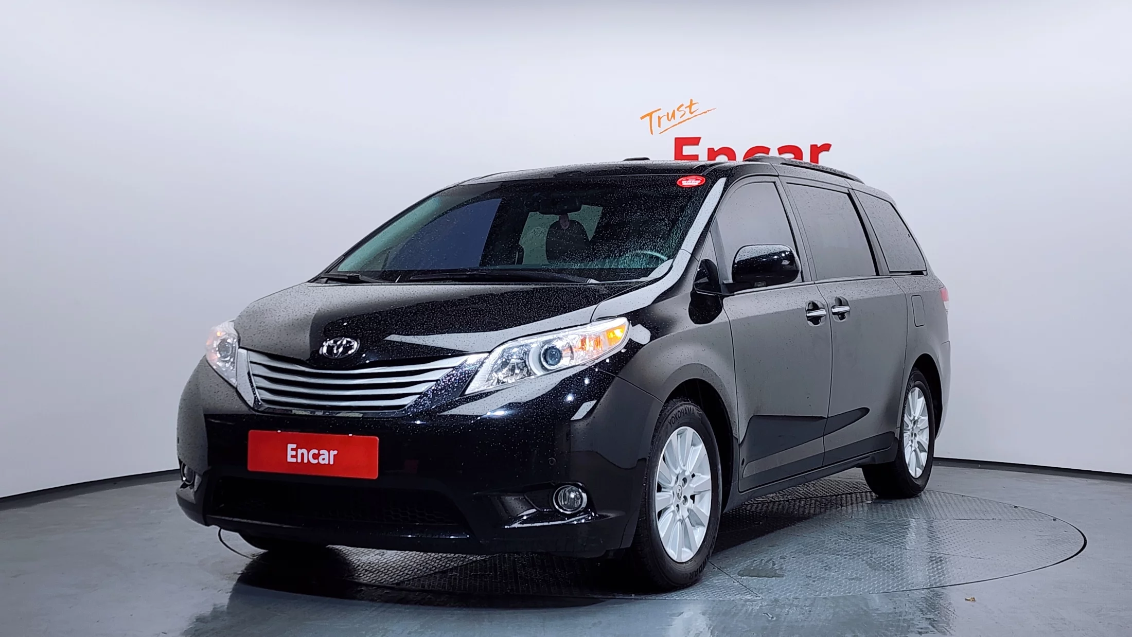 Toyota Sienna III Рестайлинг