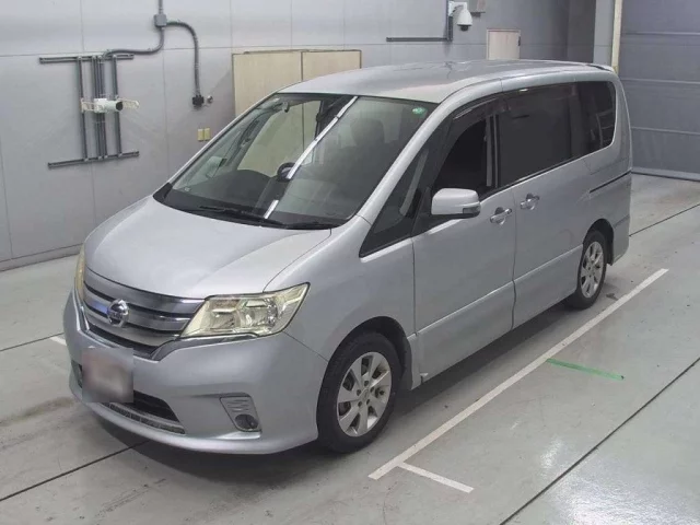 Nissan Serena IV (C26)