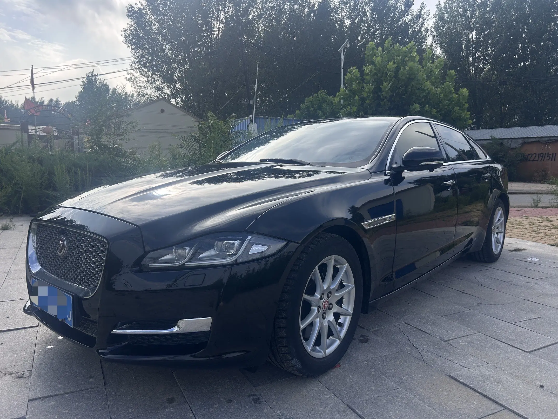 Jaguar XJ IV (X351) Рестайлинг