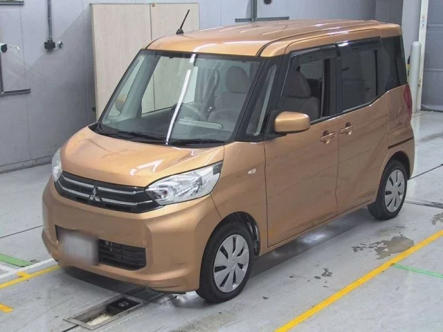 Mitsubishi eK Space I