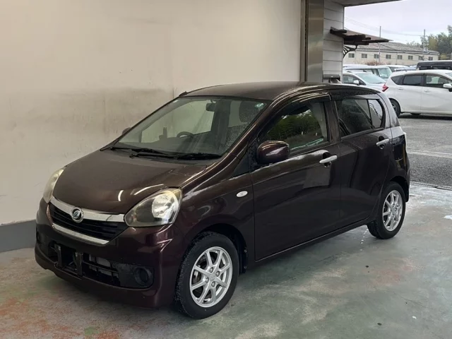 Daihatsu Mira VII