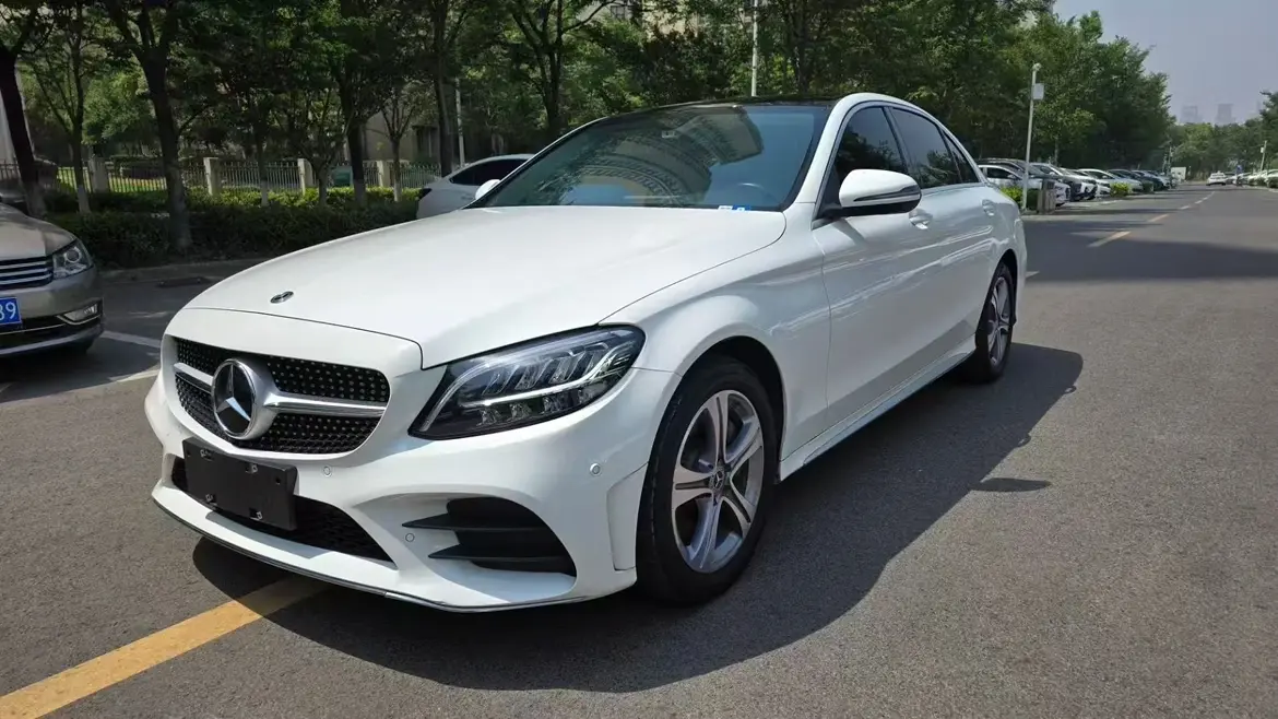 Mercedes-Benz Mercedes Benz C Class №20490308 2021