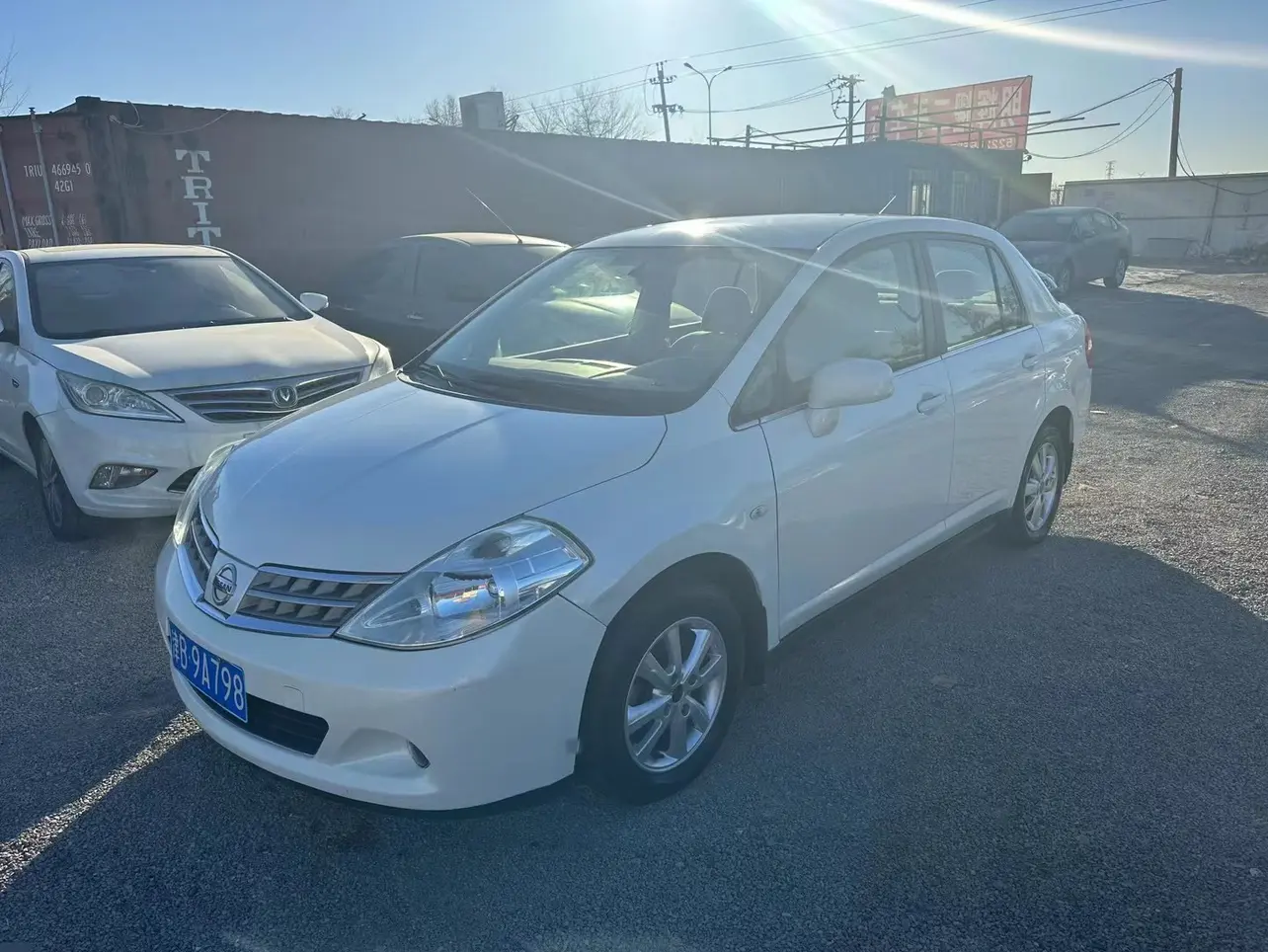 Nissan Tiida I Рестайлинг