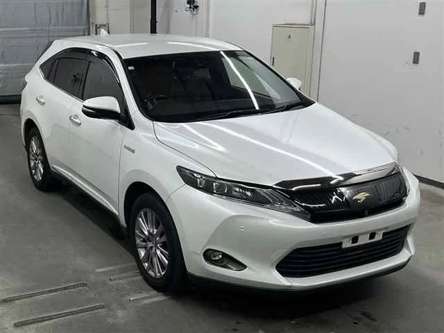 Toyota Harrier III (XU60)
