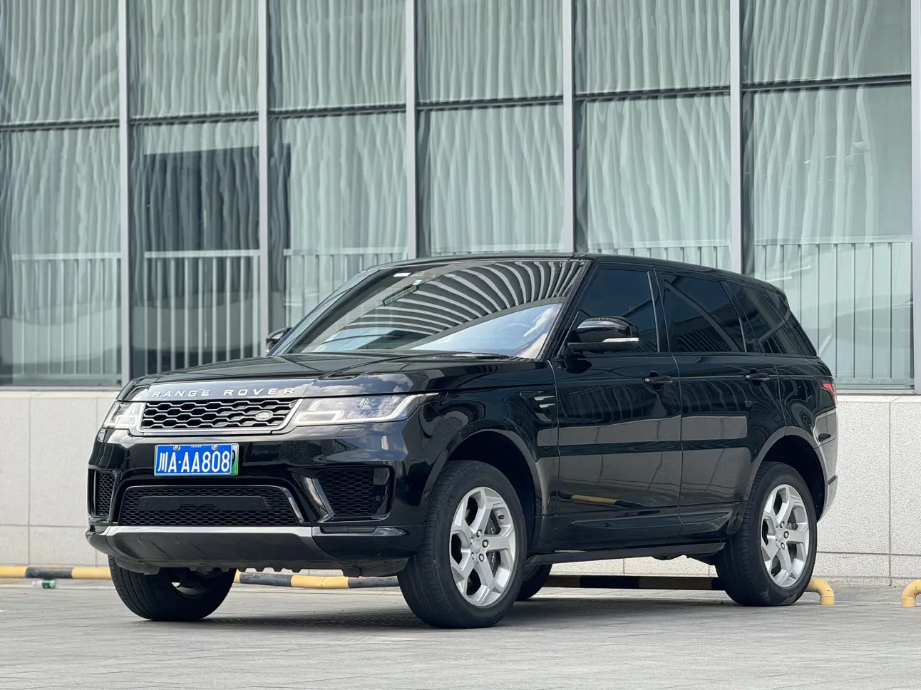 Land Rover Range Rover IV Рестайлинг