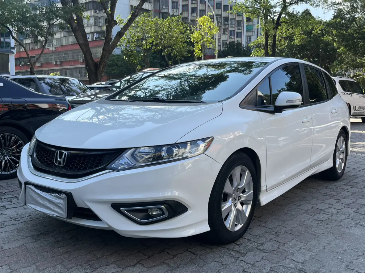 Honda e