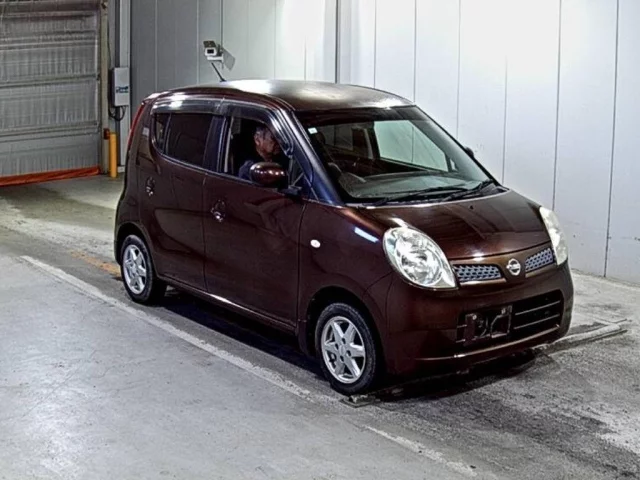 Nissan Moco II