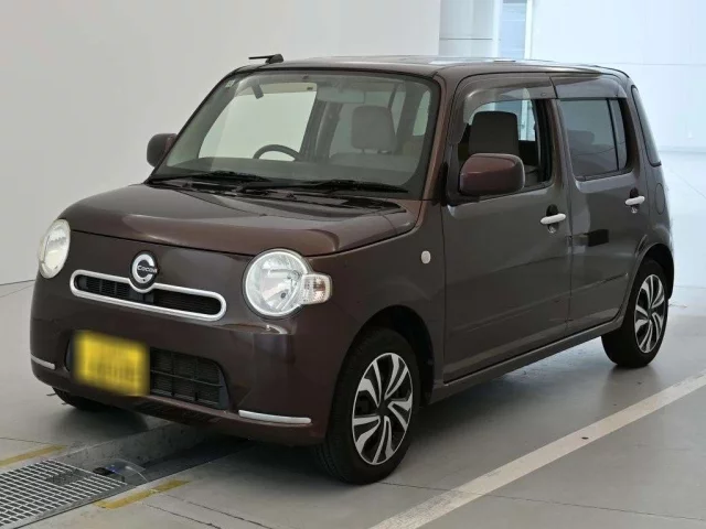 Daihatsu Mira VII