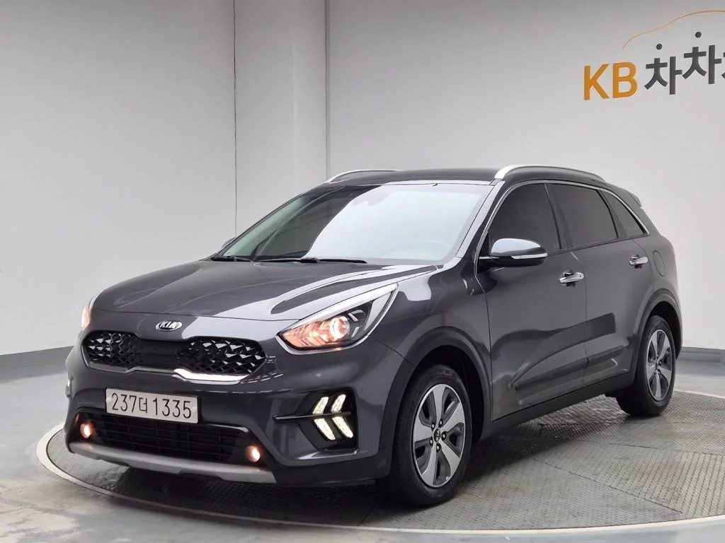 Kia Niro I Рестайлинг