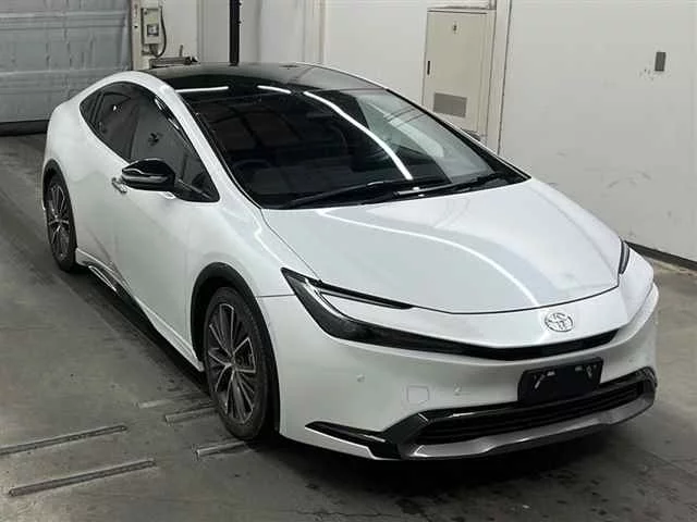 Toyota Prius IV (XW50)