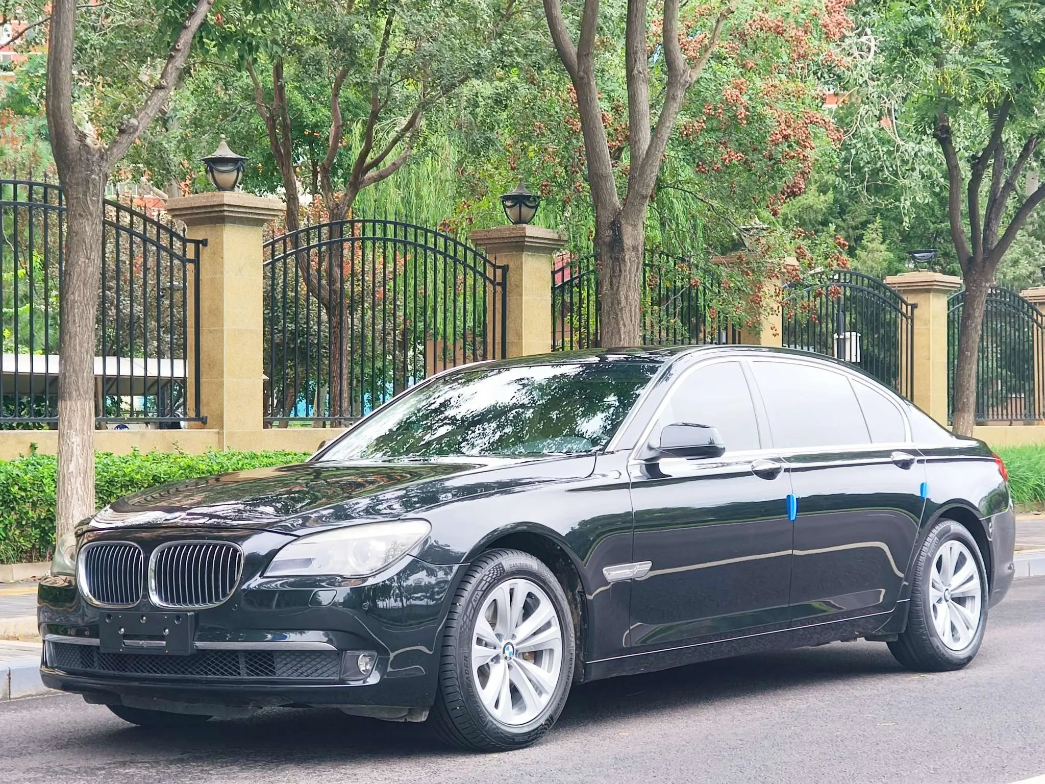 BMW 7 серии V (F01/F02/F04)