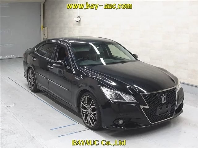 Toyota Crown XIV (S210)