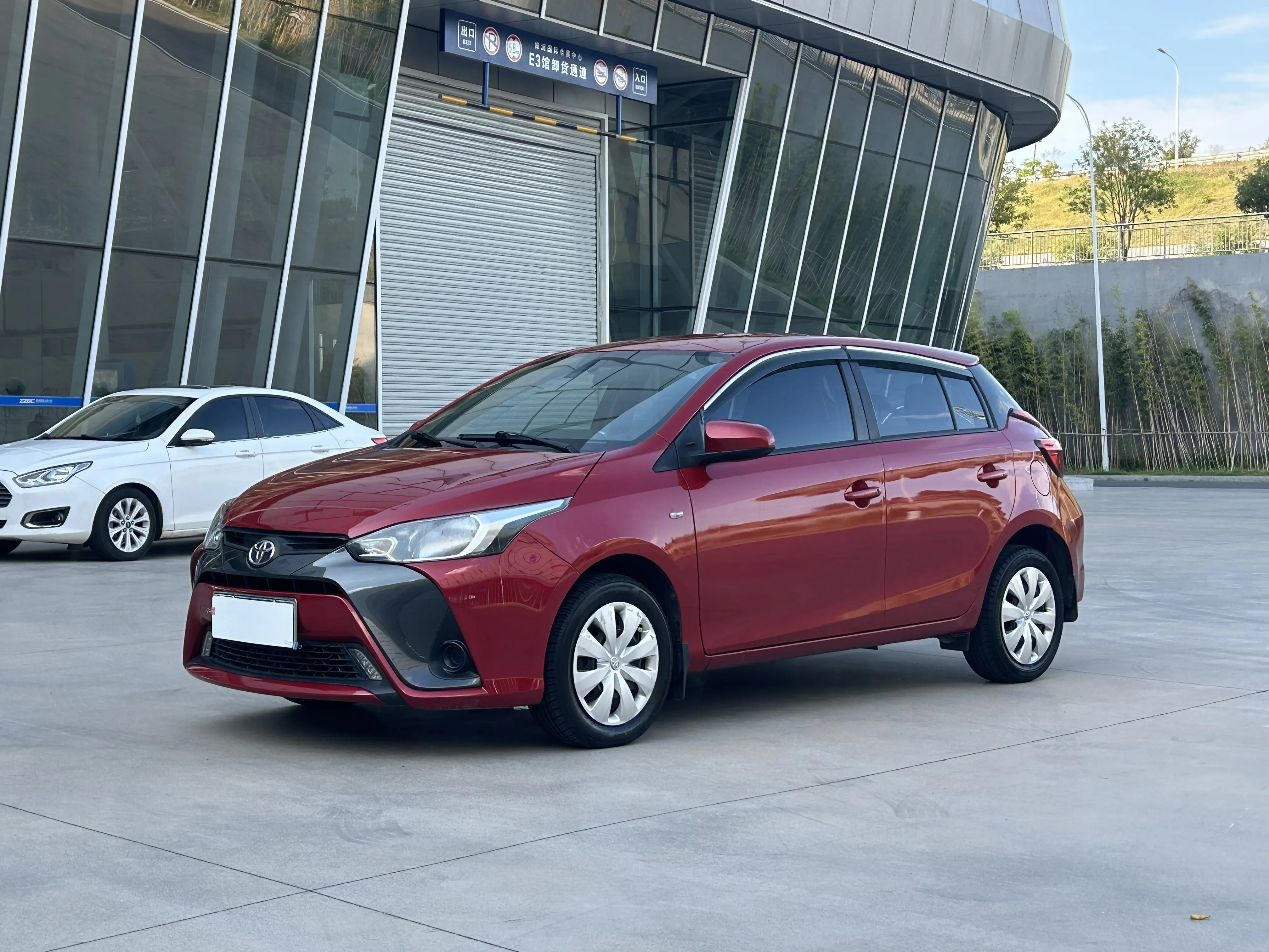 Toyota Yaris III Рестайлинг 2