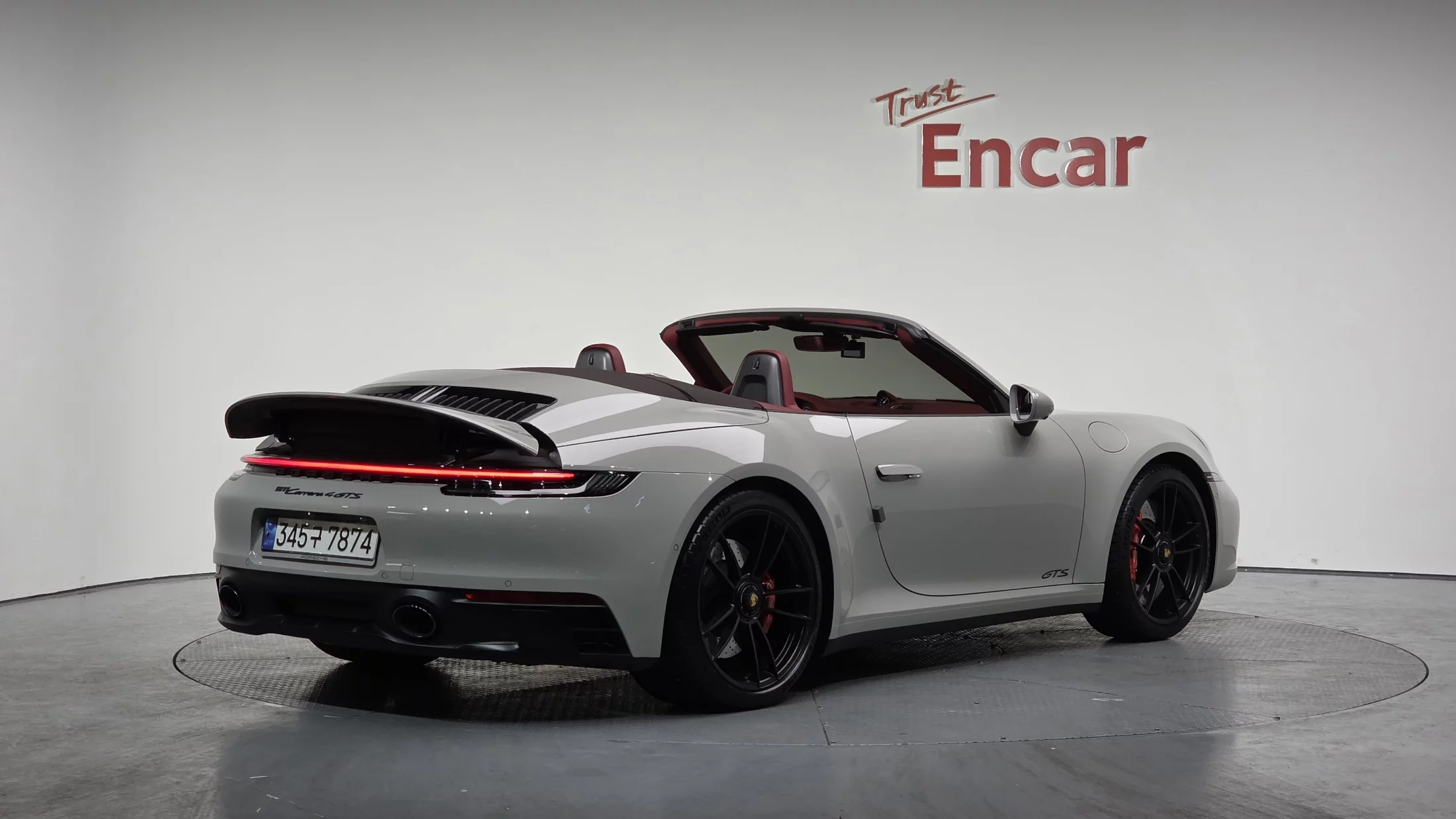 Porsche 911 VIII (992)