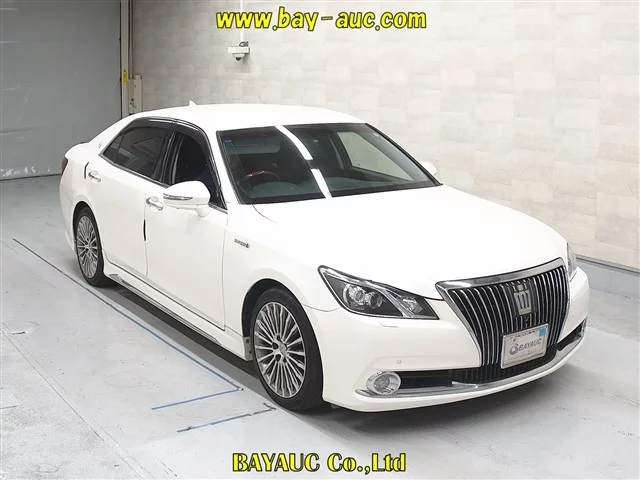 Toyota Crown XIV (S210)