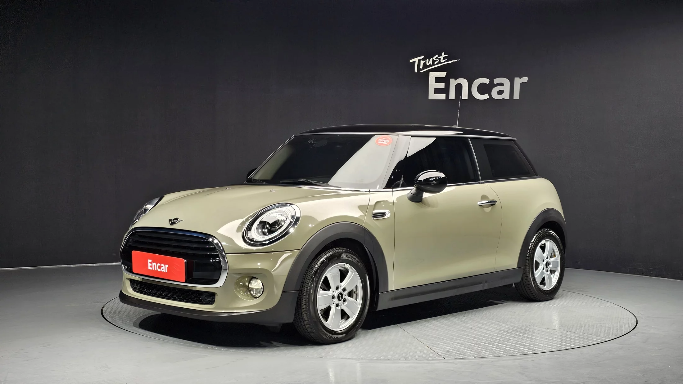 Mini Hatch III (F55/F56)