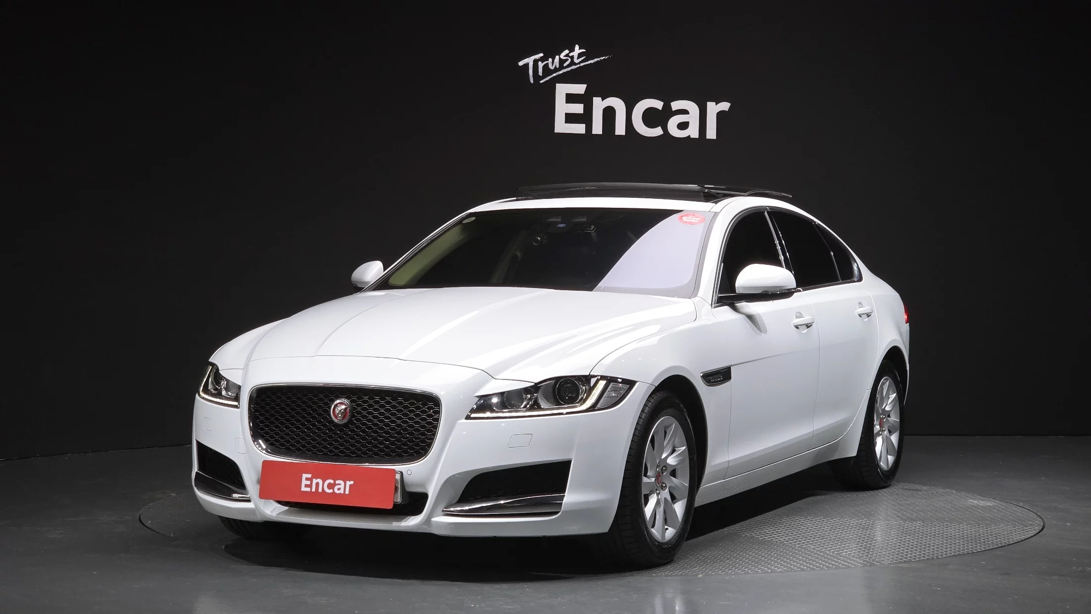 Jaguar XF II