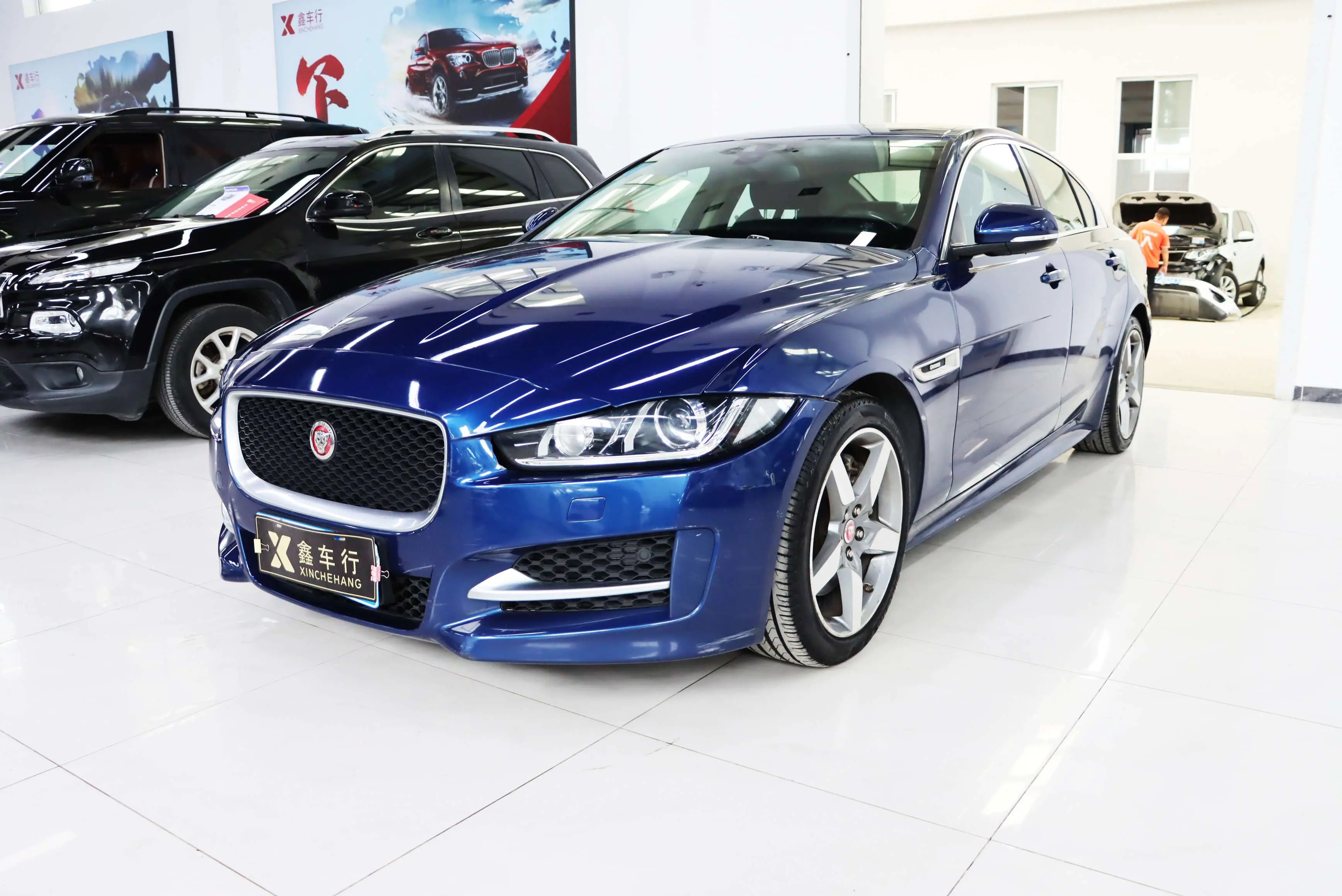 Jaguar XE I