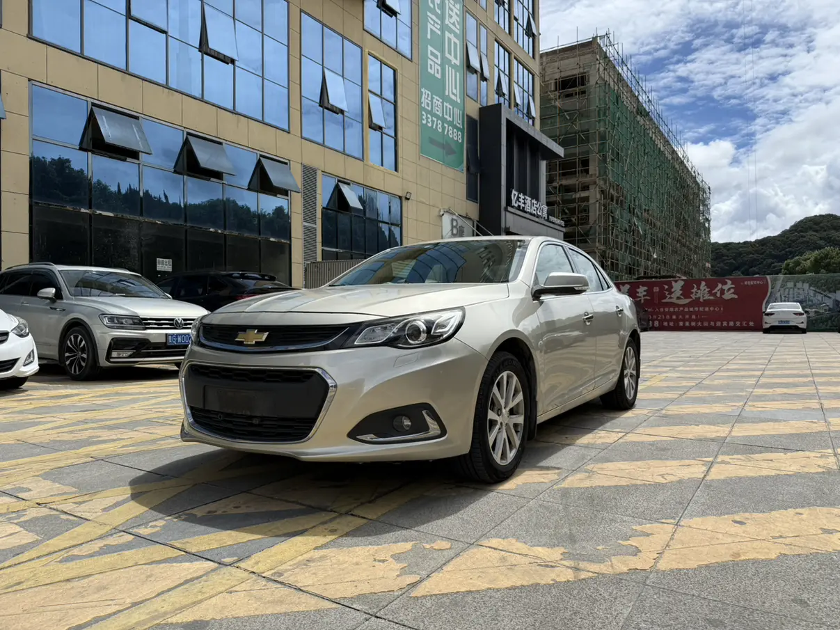Chevrolet Malibu IX