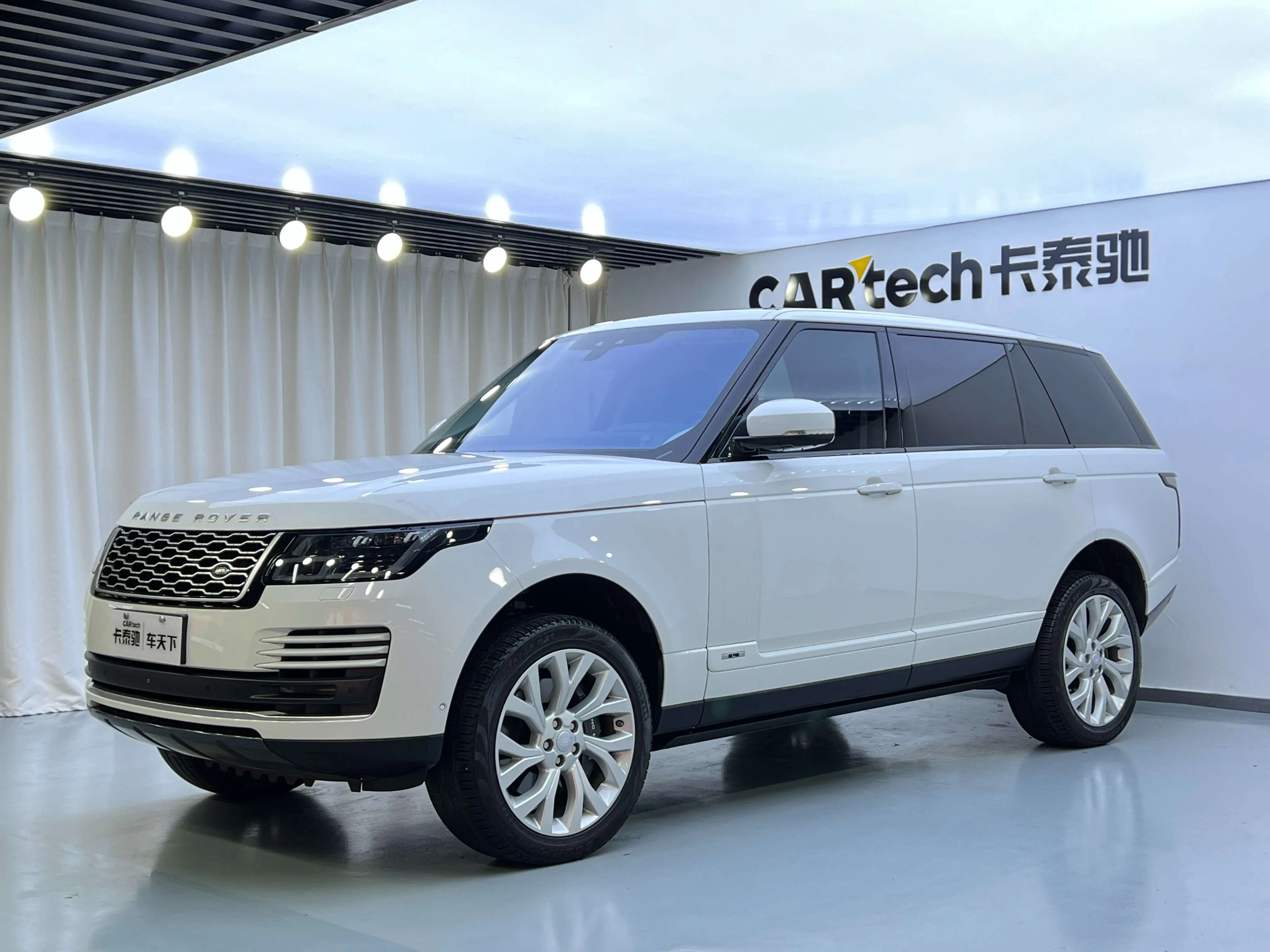 Land Rover Range Rover IV Рестайлинг