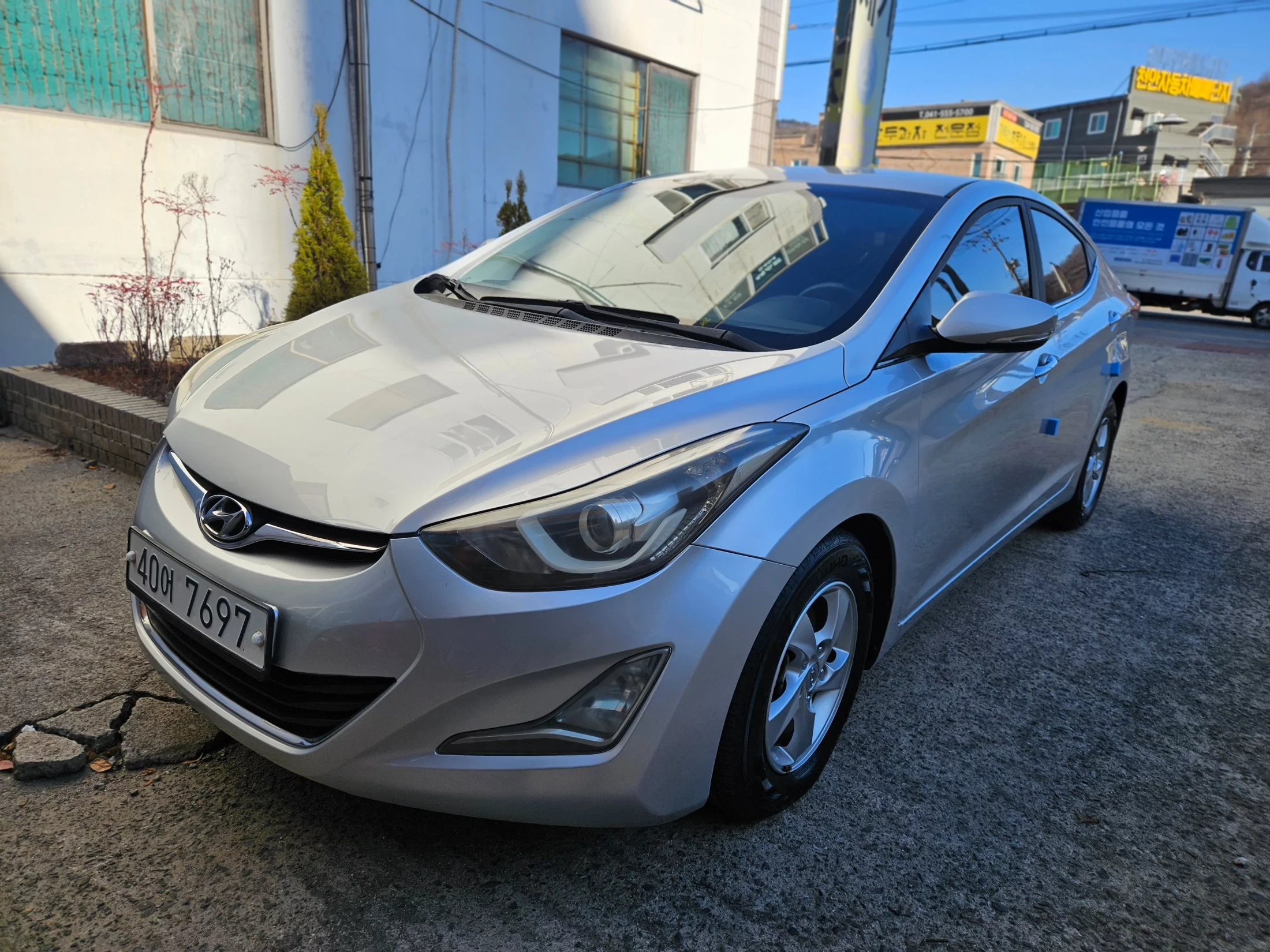 Hyundai Avante V