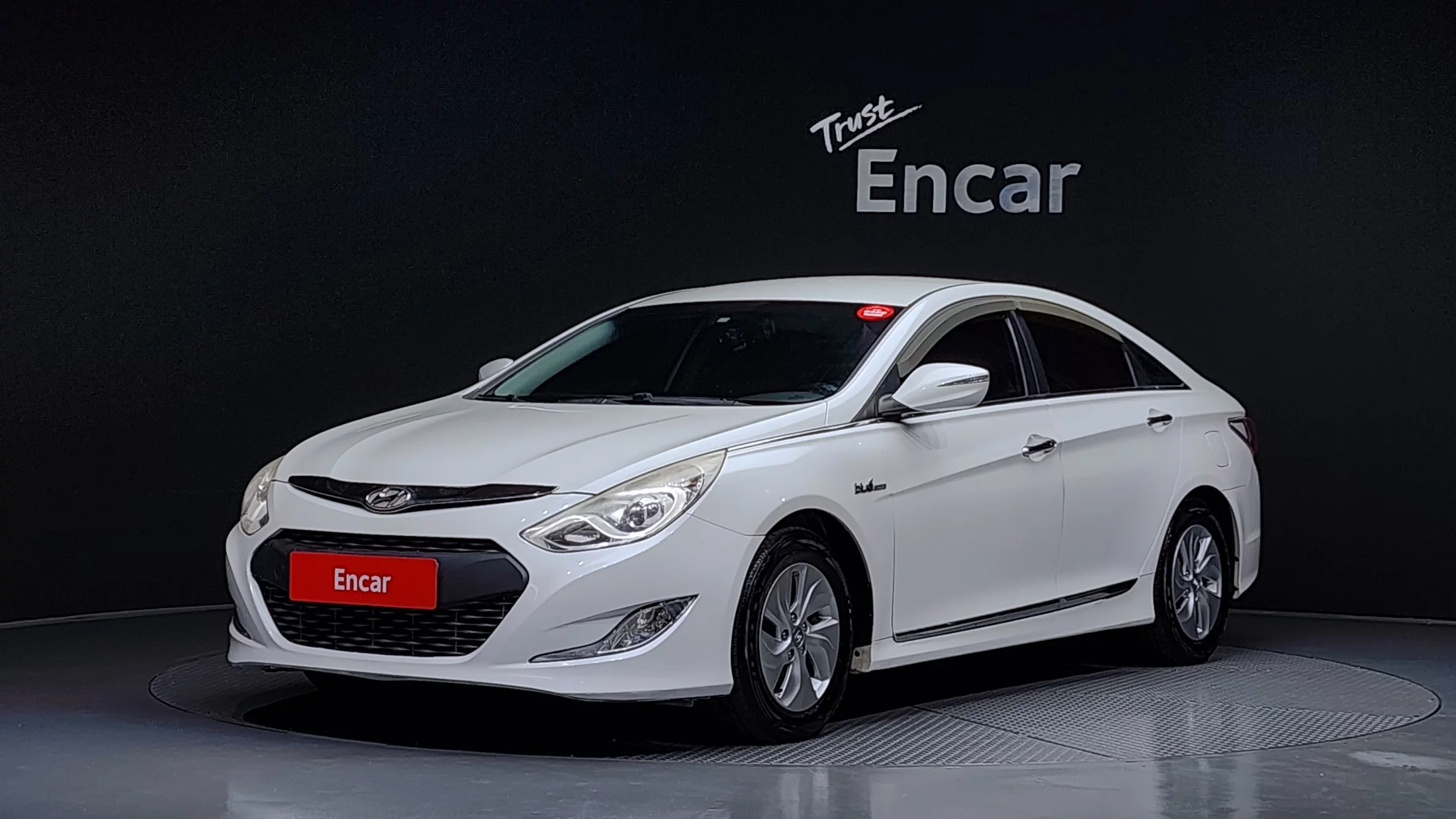 Hyundai Sonata VI (YF)