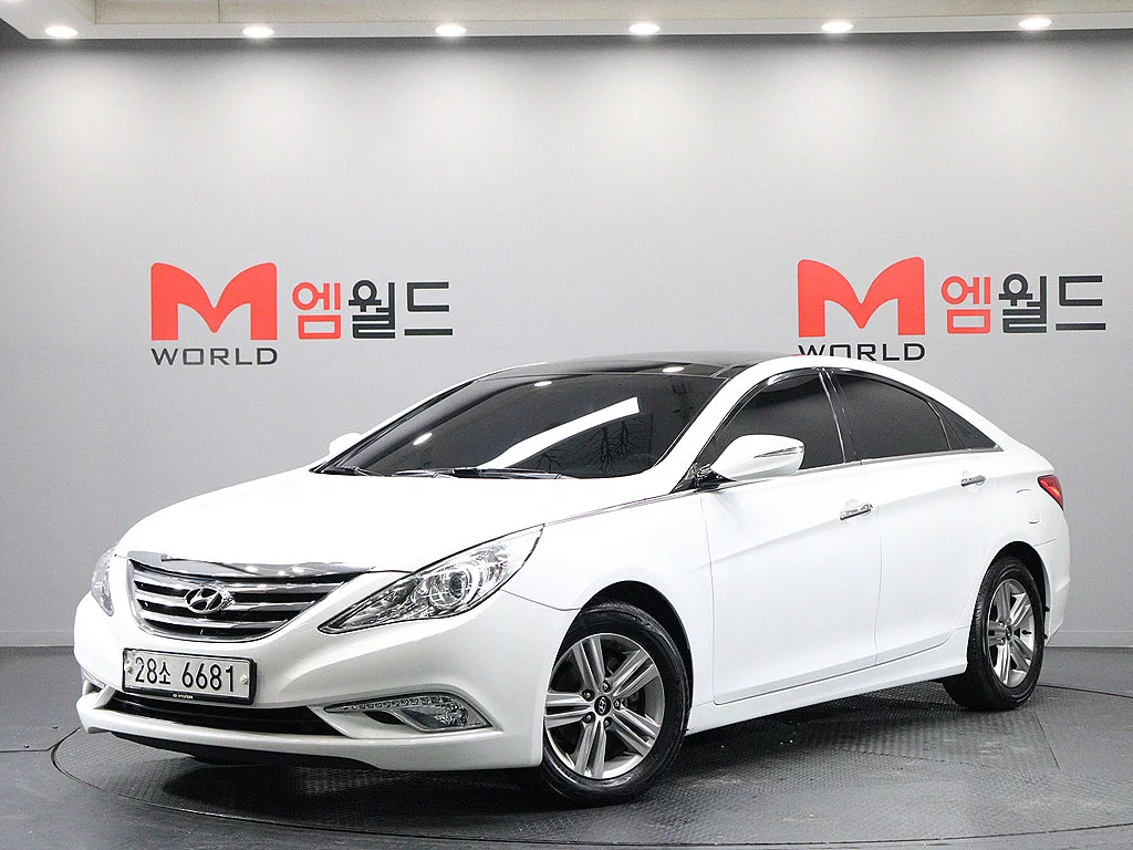 Hyundai Sonata VI (YF)
