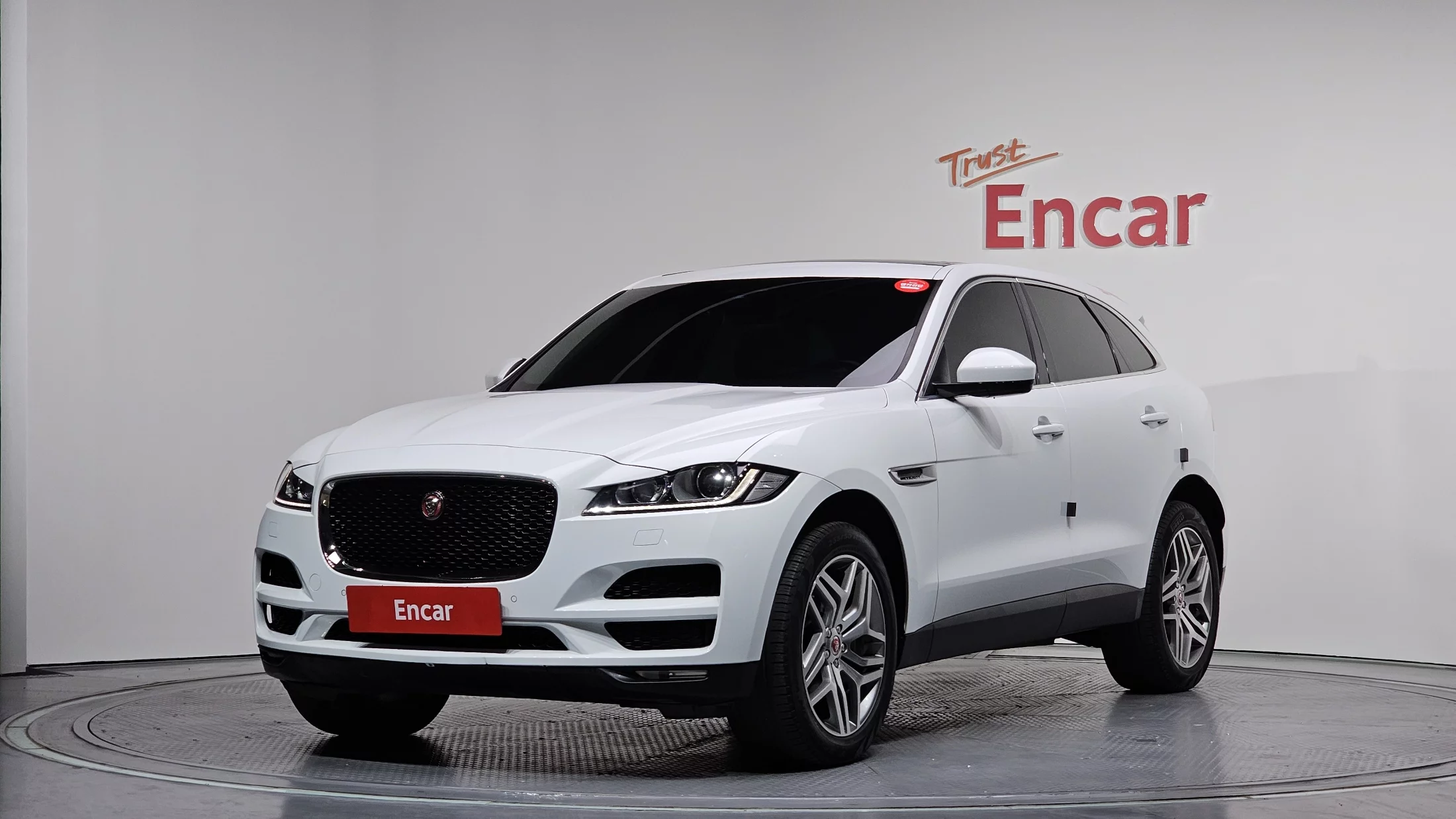 Jaguar F-Pace I