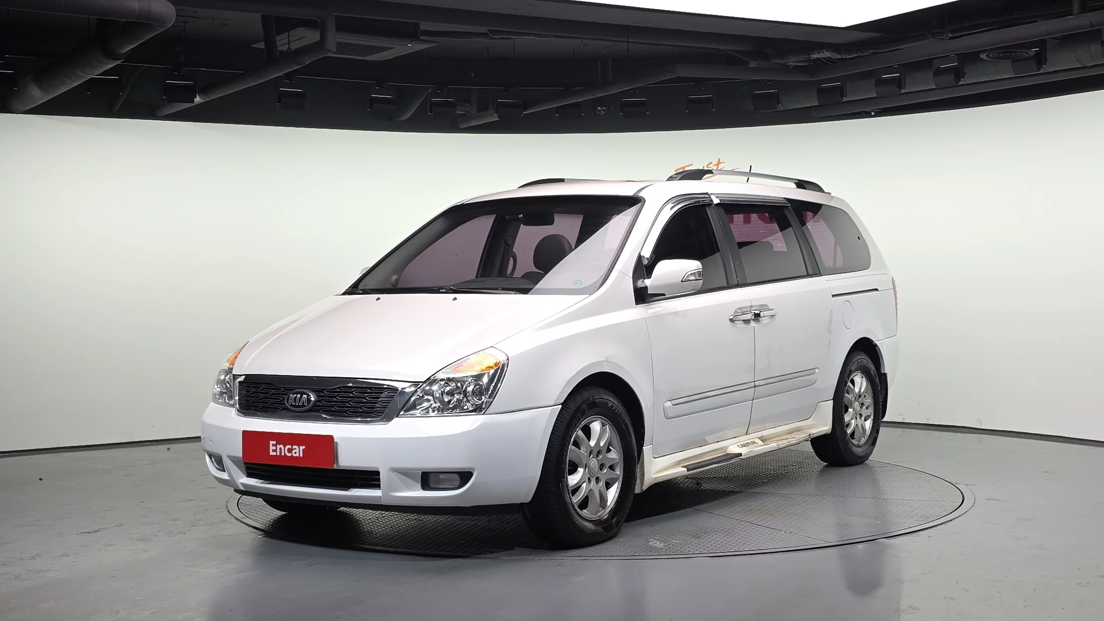 Kia Carnival II