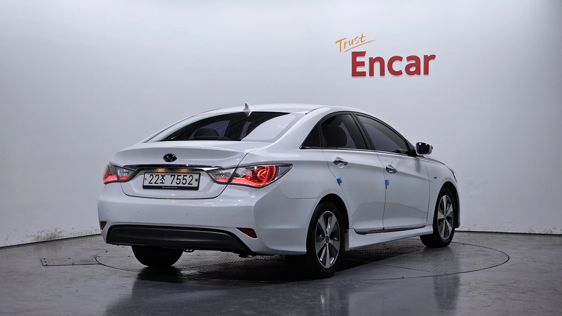 Hyundai Sonata 2.0 Royal, Гибрид 2012